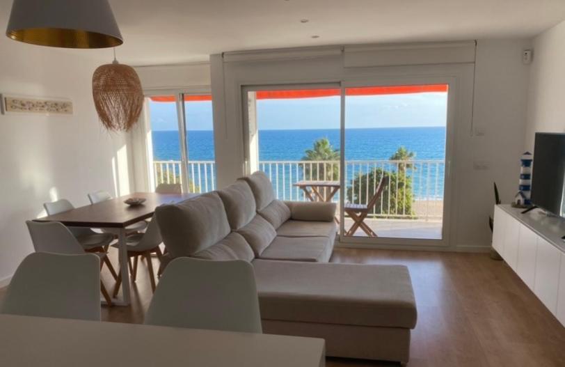 Apartamento Frente Al Mar Канет де Мар Екстериор снимка