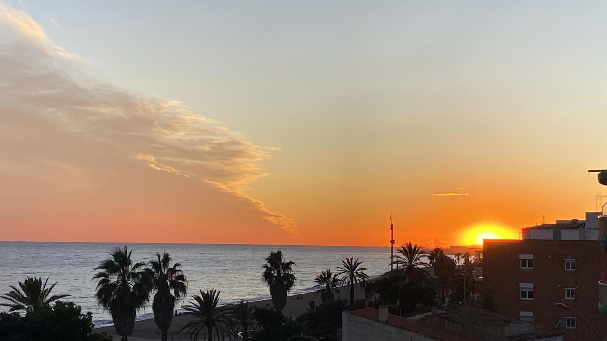 Apartamento Frente Al Mar Канет де Мар Екстериор снимка