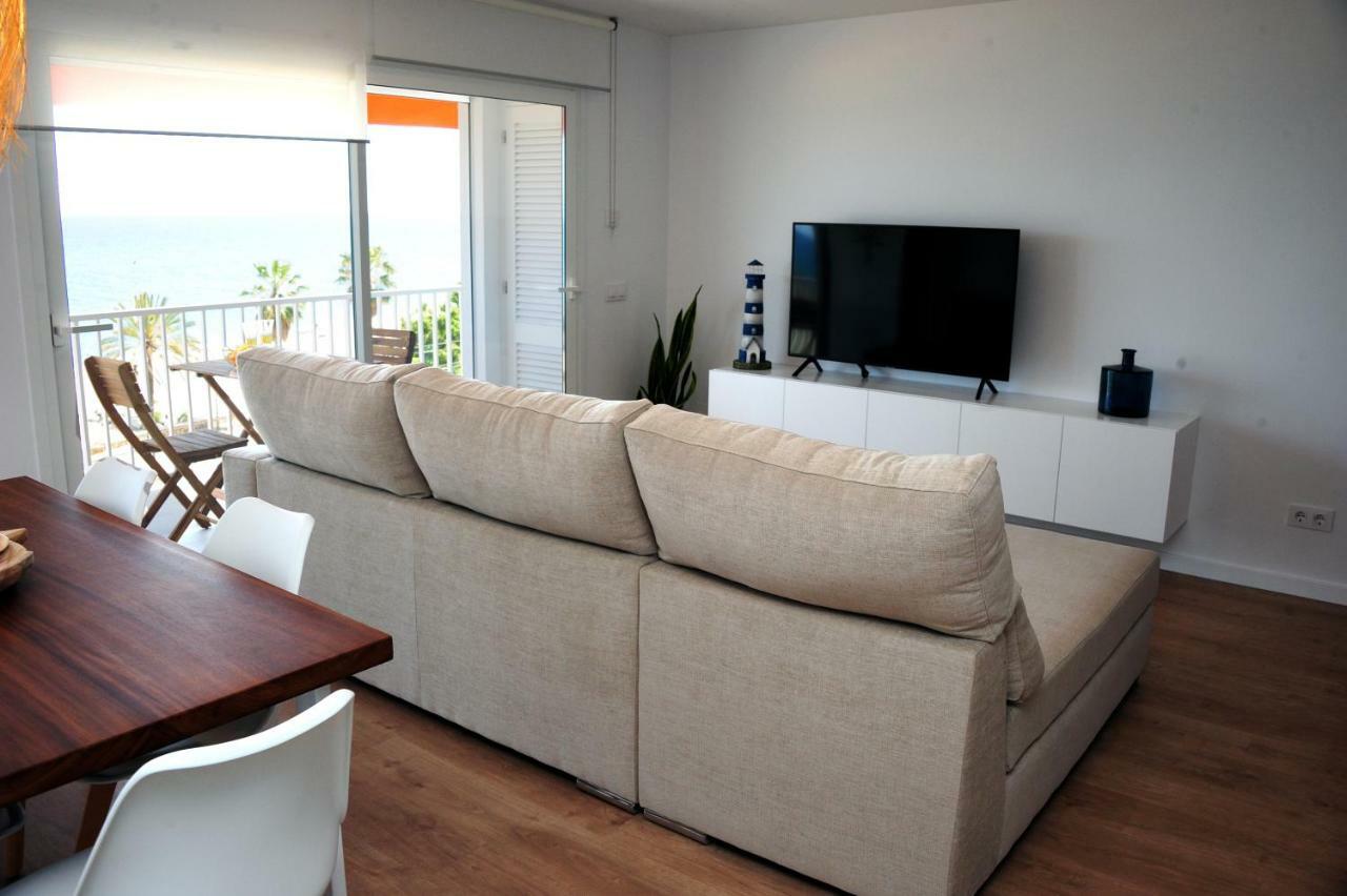 Apartamento Frente Al Mar Канет де Мар Екстериор снимка